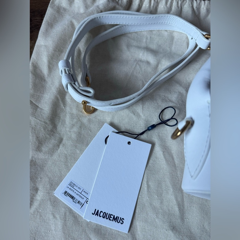 For NICOLE- JACQUEMUS-AUTHENTIC Imported (NWT) White Leather La Boîte à Gateaux - Picture 7 of 16